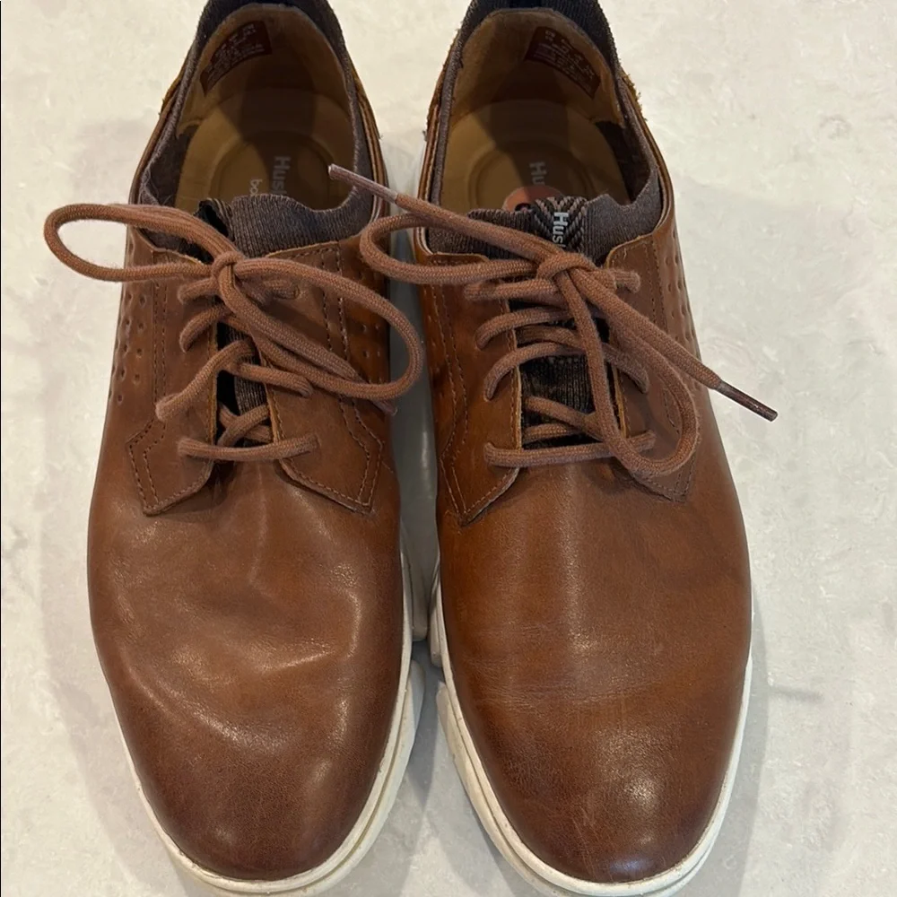 Hush Puppies Brown Leather Oxfords with Minimalist Design